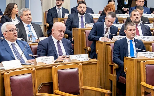 Nema vetinga bez dvotrećinske većine u parlamentu