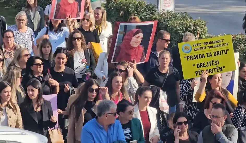 Protesti u Ulcinju nakon smrti Drite Tafe. Foto: UL-Info