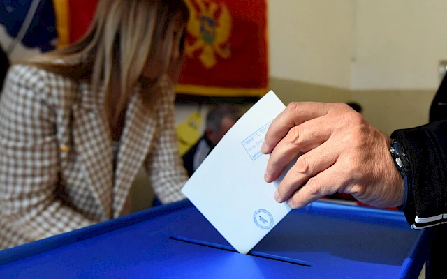 Uče manjine kako da se uključe u politiku