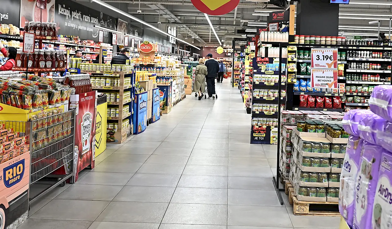 Porasli profiti crnogorskih trgovačkih lanaca. Foto: Vlada Crne Gore
