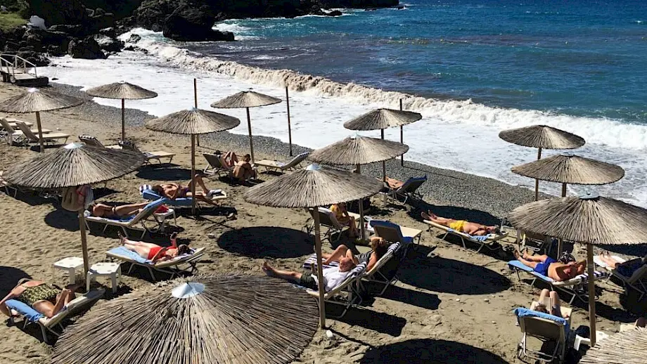 Plaža na Krfu. Foto: EPA/ANDY RAIN