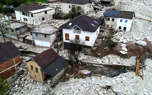 Preživjeli u Jablanici i dalje čekaju obećane domove