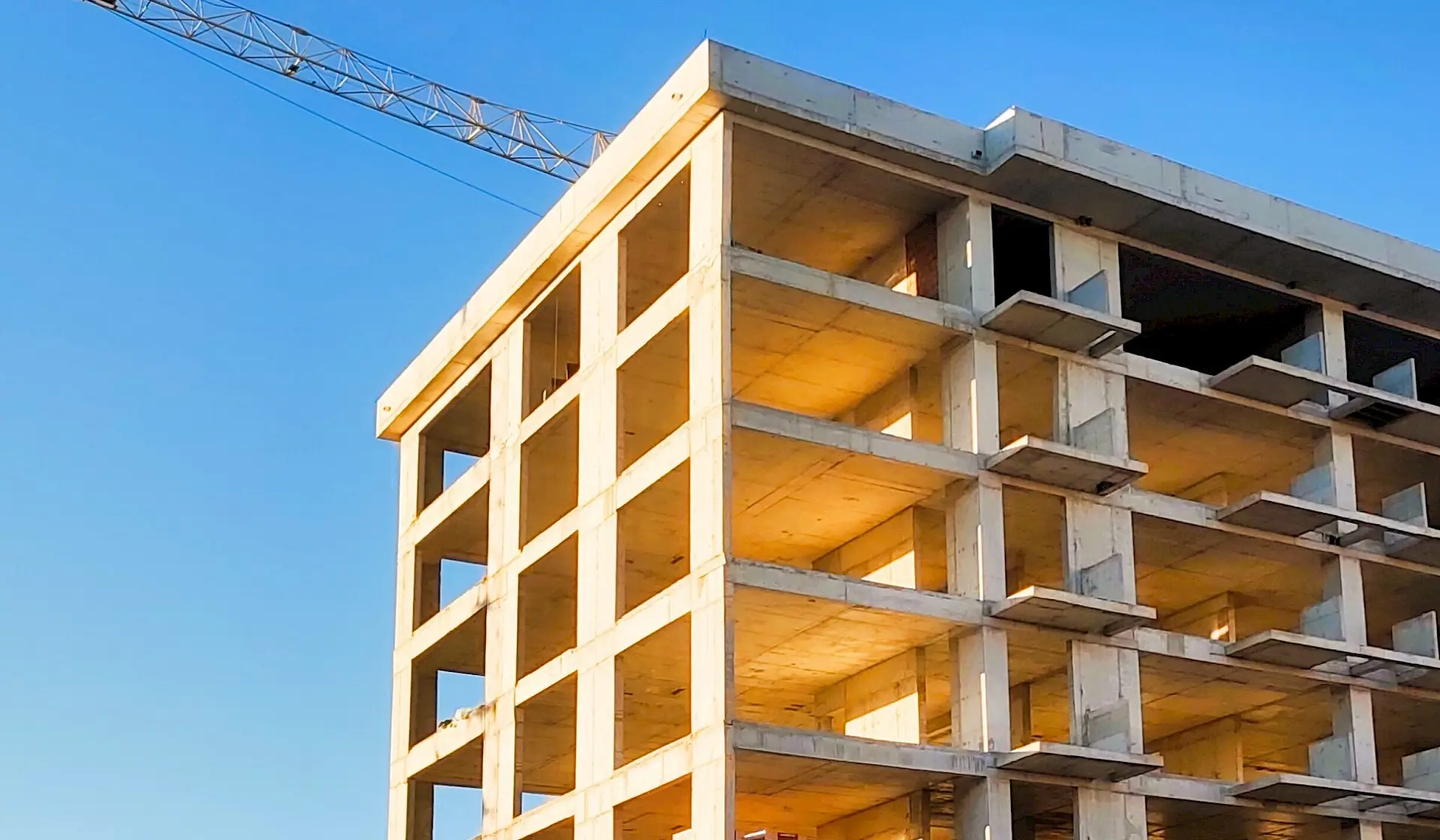 Gradilište nove stambene zgrade u Podgorici. Foto: BIRN/Jovan Radulović