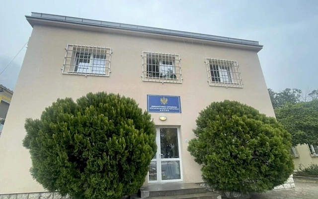 Više pacijenata nego kreveta u bolnici u Dobroti