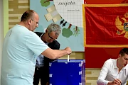 Hibridne kampanje prijete institucijama i izborima