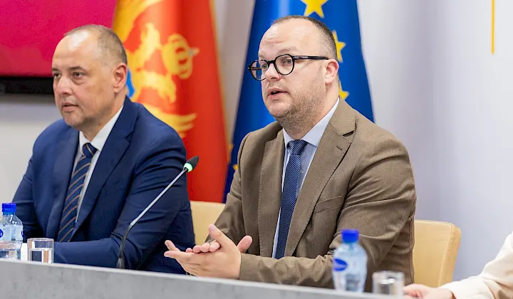 Ugovorima o djelu pokrivali redovne poslove